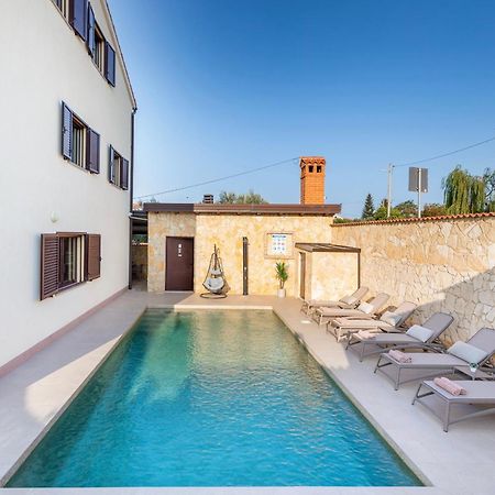 Villa Miromar App Pula Eksteriør billede
